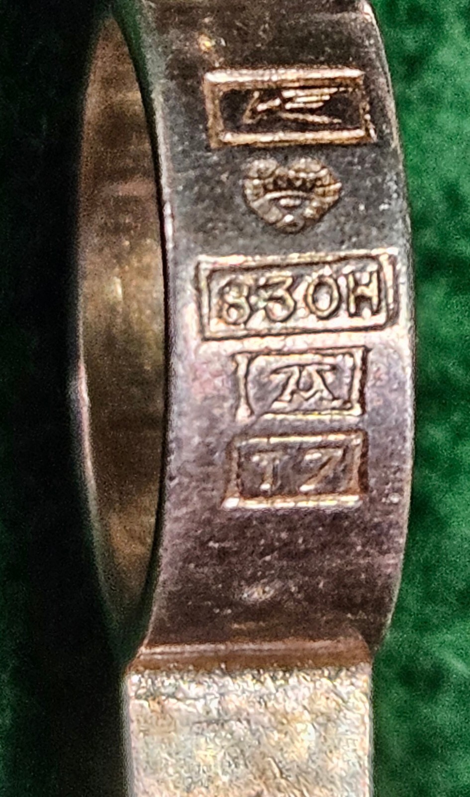 Picture 9 of 12