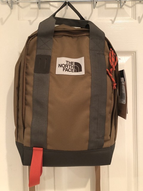 the north face tote pack in green