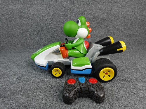 RC 370162108X Official Licensed Mario Kart Yoshi Race Kart 1:16 Scale