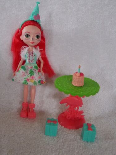 Table d'anniversaire, cadeaux, poupée Enchantimals Franci flamant rose