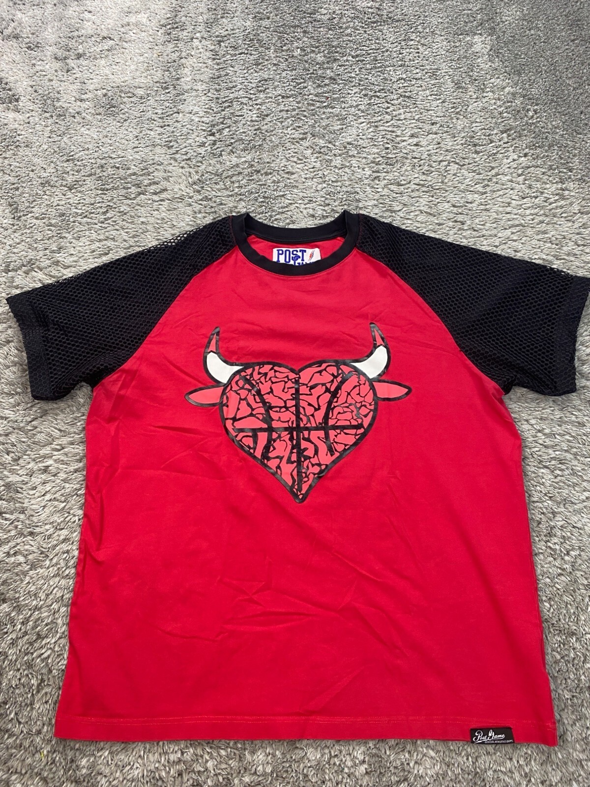 Chicago Bulls Mens 2XL Red Black Colorblock Heart Graphic Tee