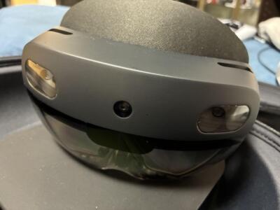 Microsoft HoloLens 2 Mixed Reality Smart Glasses VR Headset Gerät Schwarz Geb...