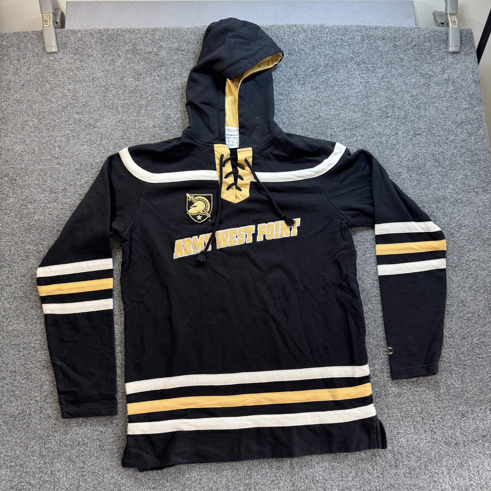 Picture 1 of 18
