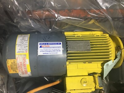 SEW EURODRIVE RF67 DV100M4/BMG/HR/TF/XH0A/ASB13-IEC 34  HELICAL GEAR MOTOR