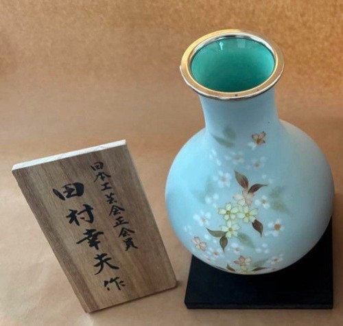 Japanese Cloisonné cloisonne Vase by Yukio Tamura hight 19cm NO BOX - Picture 2 of 5