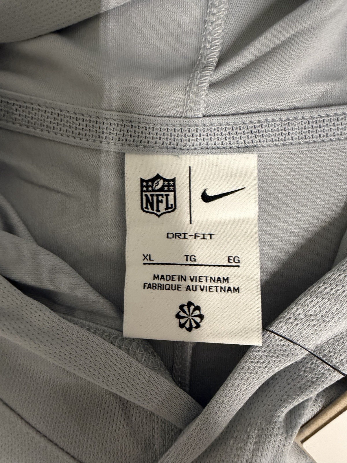 NWT Men’s Nike Detroit Lions Pure Fury Sideline LW Dri Fit Hoodie XL Grey thumbnail 4