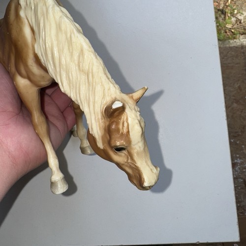 Breyer #143 Grazing Mare Palomino Matte Traditional Vintage - Picture 3 of 4