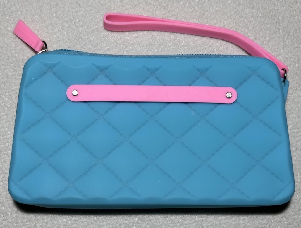 American Jewel Yummy Gummy Silicone Wristlet Sky Blue Bubble Gum Jewel
