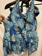 Woman  s Two Piece Bathing Suit Size 1X