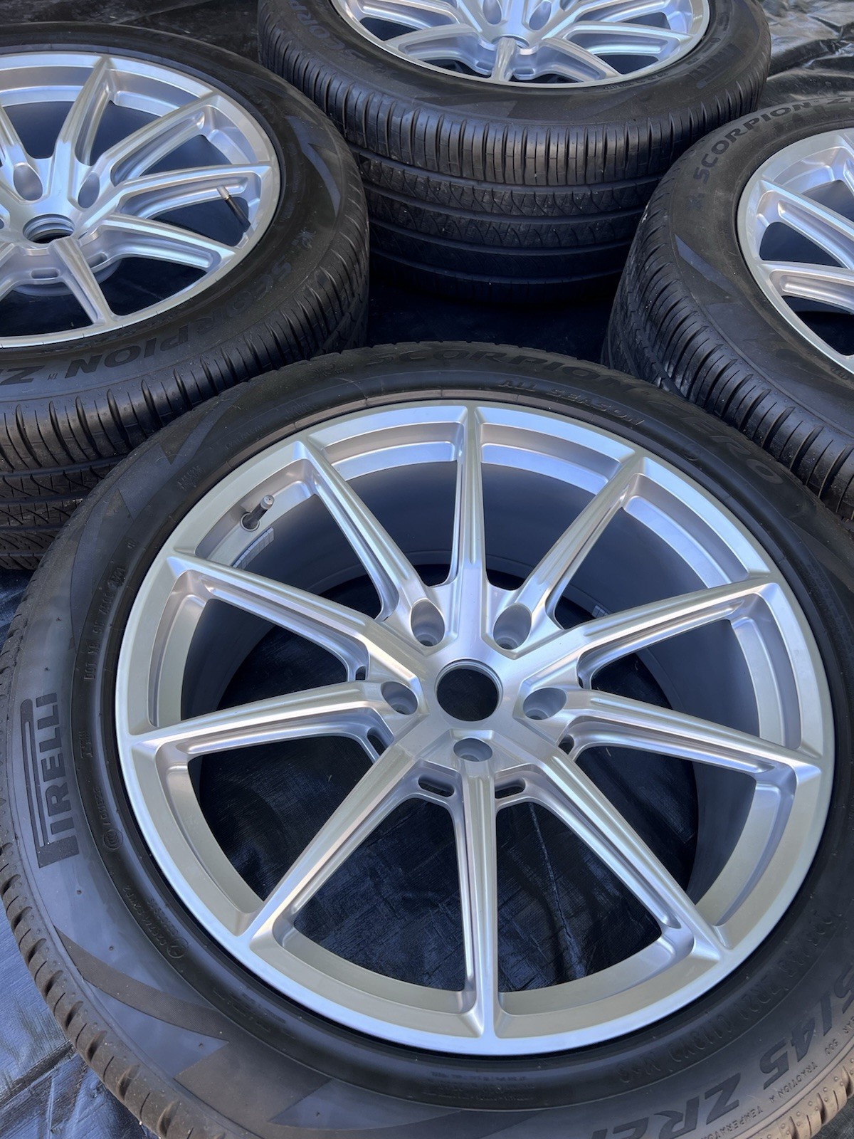 OEM 21’ Lamborghini Urus Wheels and Pirelli P-Zero Tires