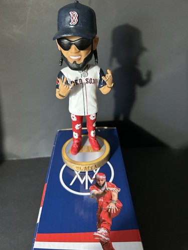 2024 Boston Red Sox El Alfa El Jefe Rapper Bobblehead SGA 05-11-2024 New - Picture 9 of 10