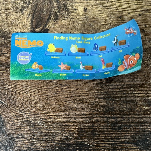 Disney Pixar Tomy Yujin Alla Ricerca di Nemo Tank Gang Collezione Completa 8 Personaggi NUOVO - Foto 2 di 11