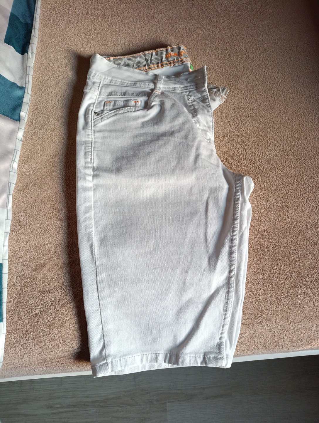Bild 3 von 6