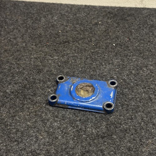 87-92 Suzuki LT250R Quadracer OEM CYLINDER EXHAUST POWER VALVE COVER TOP LID SEA