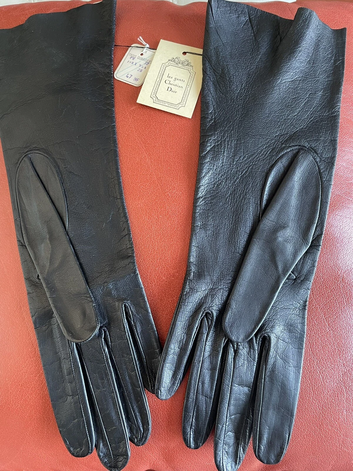 Gants cuir Christian Dior Les Gants noirs taille 7 signés « Christian Dior » neufs