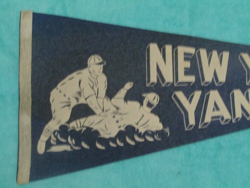 BANDERÍN TAMAÑO COMPLETO DE LOS YANQUIS DE NUEVA YORK DÉCADA 1940 12 X 29 DIFÍCIL DE ENCONTRAR - Imagen 2 de 5