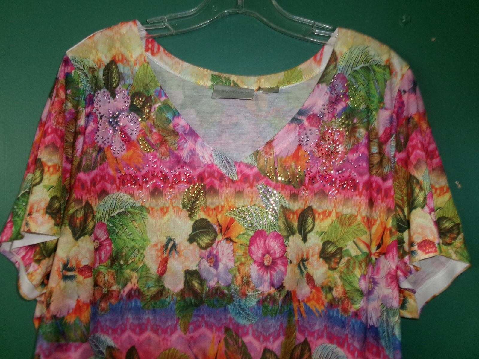 (2) Avenue (green/yellow)  (pink/yellow/blue)  tops   Size 22/24 (2X) image 6
