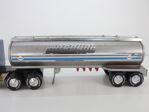 Freightliner Toy Tanker 18 Wheeler Semi Nylint Articulated Lorry Tinplate Tin - Picture 13 of 23