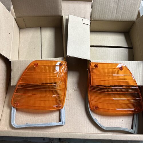 A0008200466 A0008200566 MERCEDES BENZ W116 INDICATOR BLINKER SET LEFT RIGHTBOSCH - Picture 2 of 13