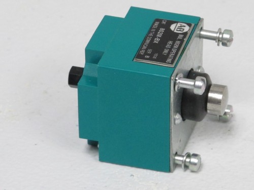 ALLEN BRADLEY 802M-BX OILTIGHT PLUNGER LIMIT SWITCH HEAD,NEW OLD STOCK - Picture 4 of 5