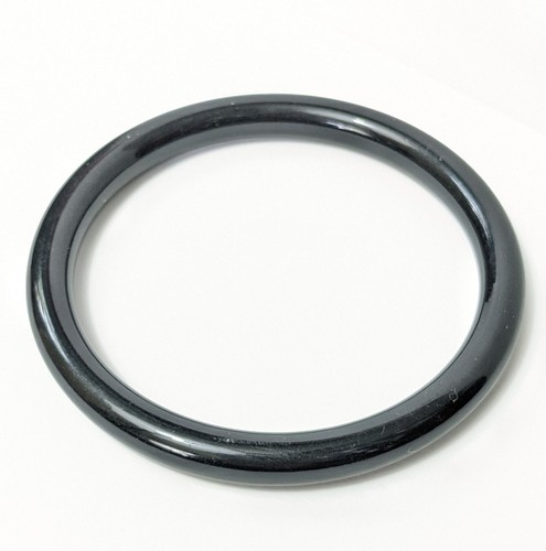 Black plastic bangle bracelet vintage retro tube - Bild 2 von 5