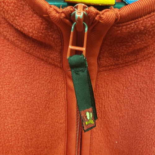 Vintage Winnie The Pooh Red Embroidered Vest Fleece Zippered 100 Acre Wood Sz 4X - Picture 8 of 17
