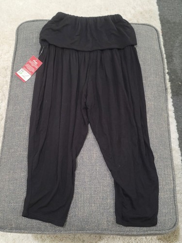 Capezio Slouch Capri Pants 10454W Black NEW NWT Size Small