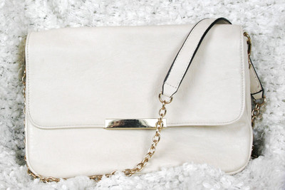 gold clutch forever 21