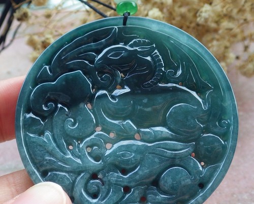 Video Certified Green Natural A Jade jadeite Pendant Sheep Rabbit Bat 104474 VS - Picture 4 of 8