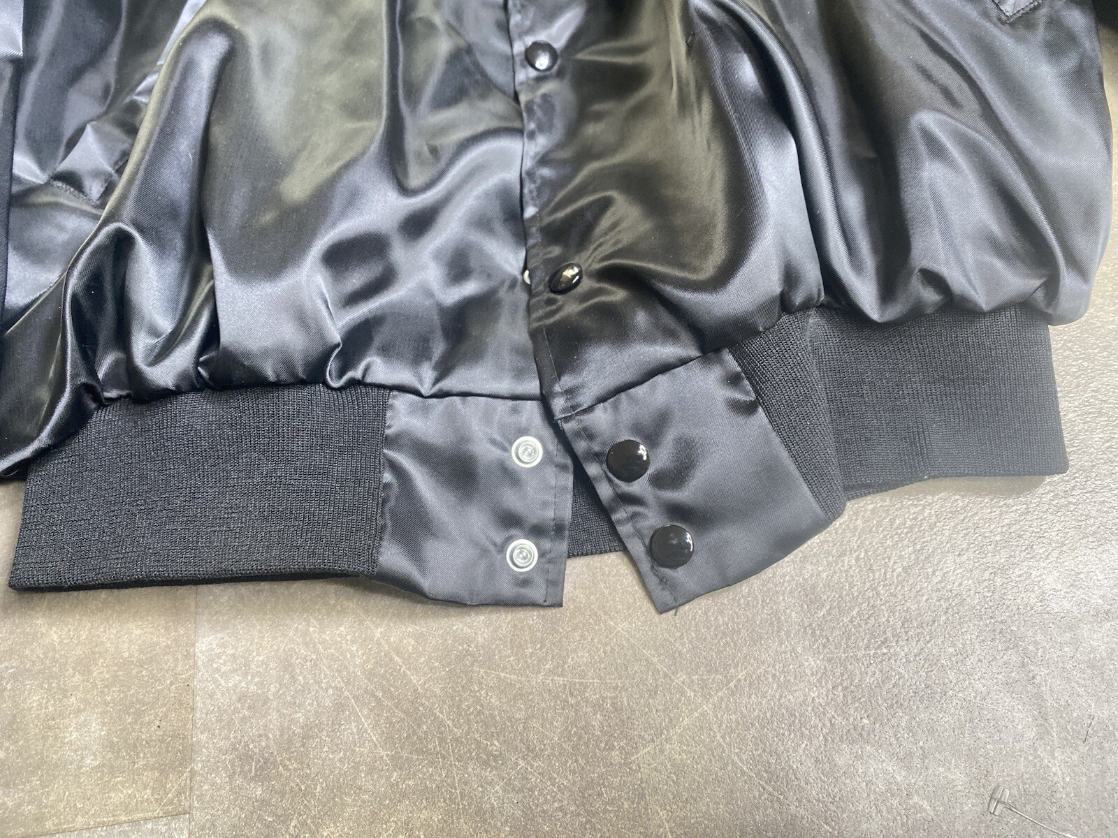 Heartbeat Cafe Bomber Black Jacket Patch Vtg 1990… - image 17