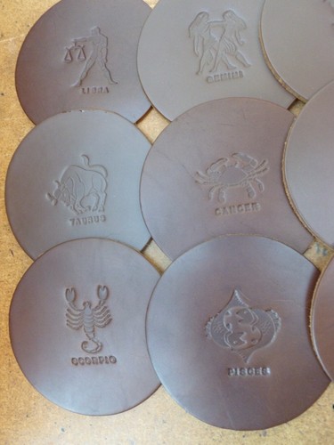 Set of 4 real leather table drink coasters - embossed Zodiac symbols - Brown - Picture 2 of 5