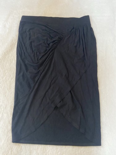 Torrid Womens Size 12 Black Jersey Tulip Pull On Skirt