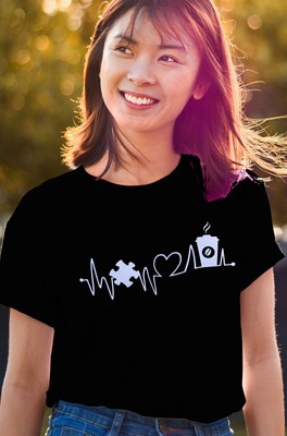 Puzzle and Coffee Herzschlag T-Shirt, Koffein & Brainteaser Liebhaber Geschenk Tee