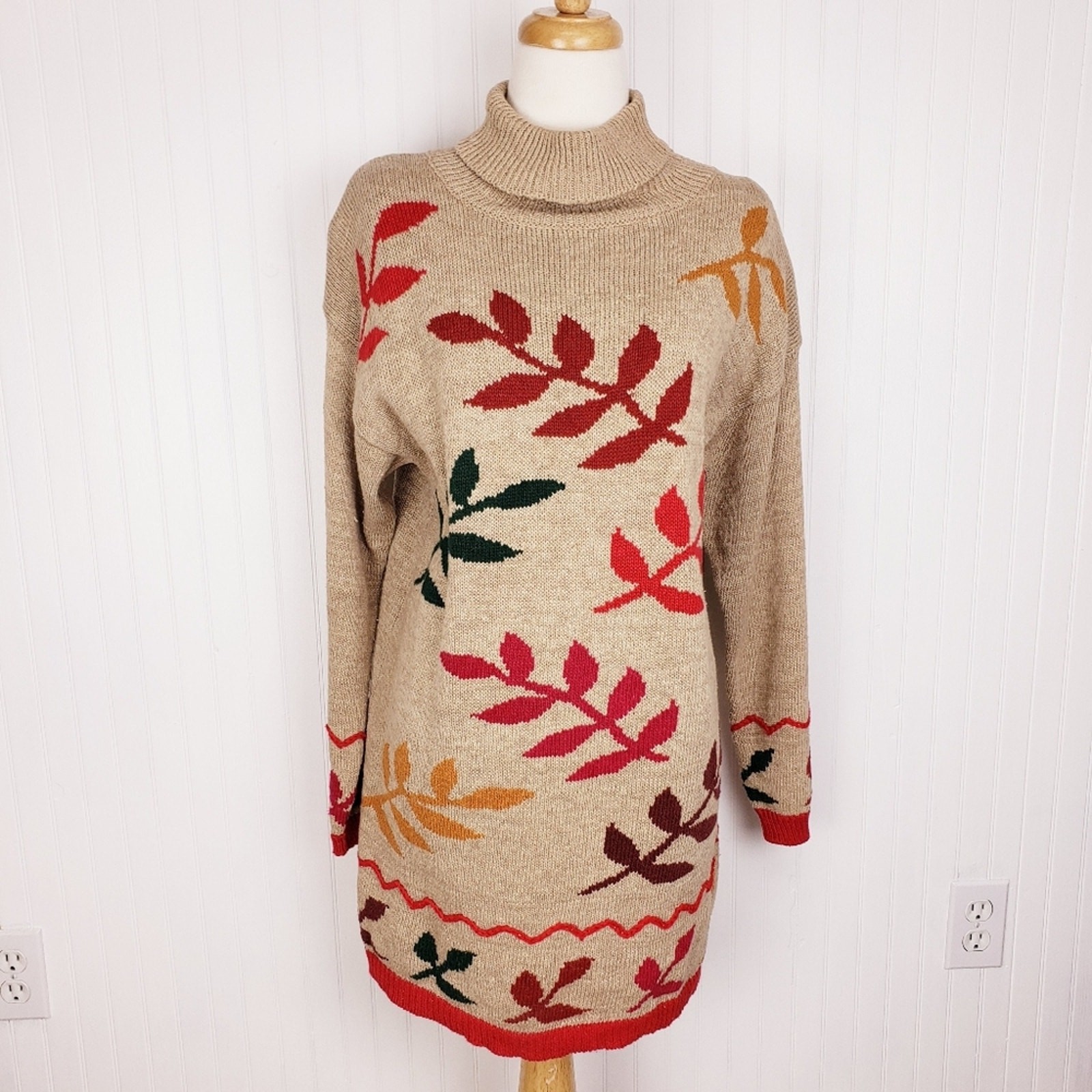 Vintage Basic Editions Leaf Print Turtle Neck Swe… - image 1