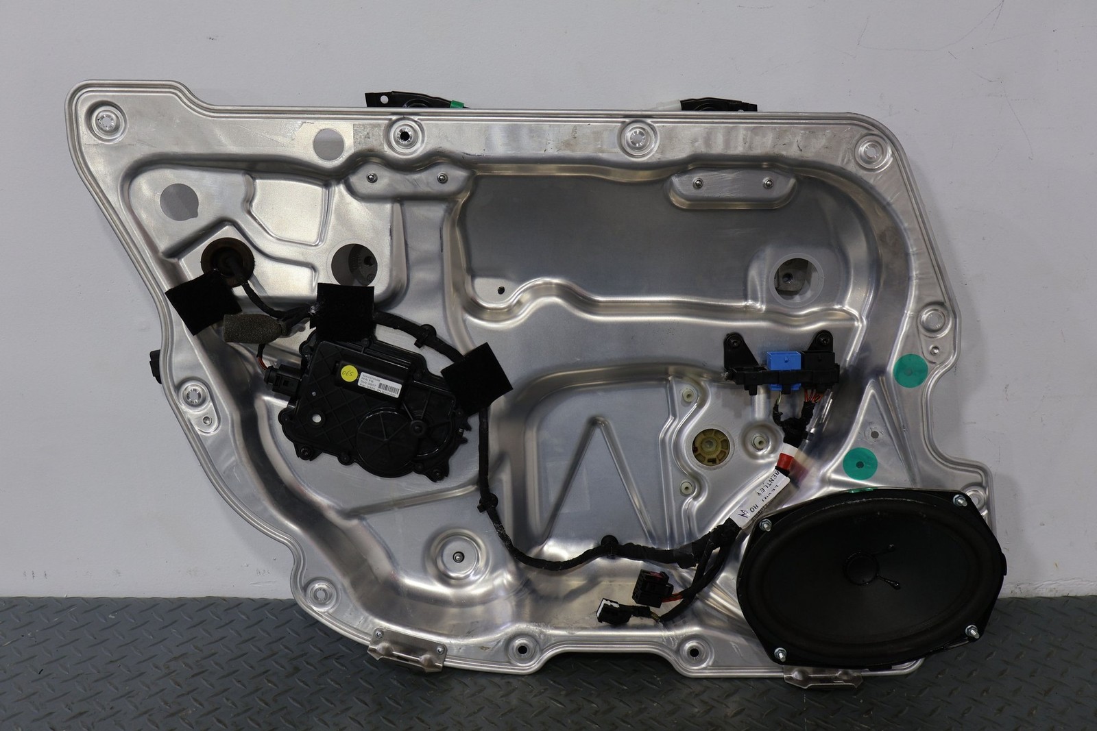 06-12 Bentley Flying Spur Rear Left LH Door Window Regulator (Tested) NO Motor