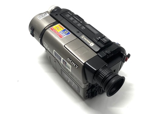 SONY CCD-TRV46E Hi8 Tape PAL Digital Video Camera HANDYCAM Complete Working Set - Picture 18 of 19
