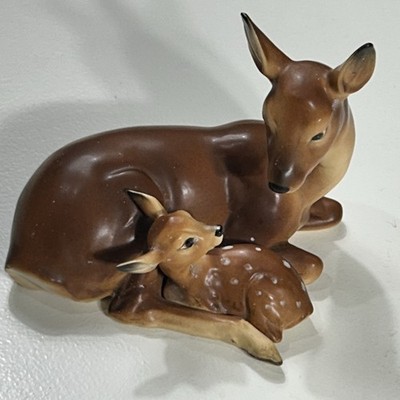 Vintage Norcrest Japan Porcelain Doe And Fawn Ceramic Figurine Deer A-56 Kitschy