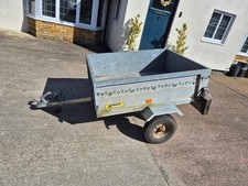 SMALL MANUAL TIPPING TRAILER