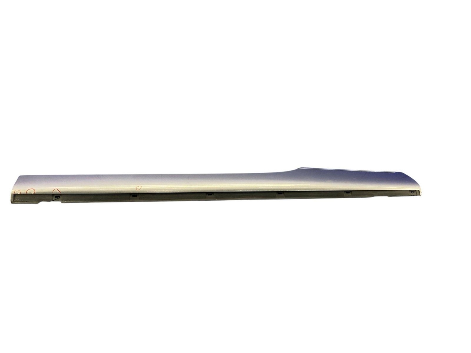 2006-2010 BENTLEY CONTINENTAL LEFT SIDE SKIRT ROCKER PANEL MOULDING *SCRATCHES*