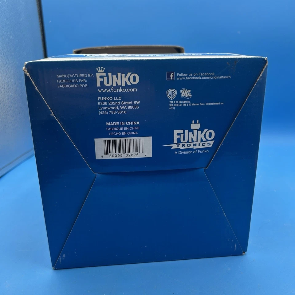 Batman Media Lamp -Dark Knight Funko Lamp  RARE Vaulted piece!  - Image 3 of 3