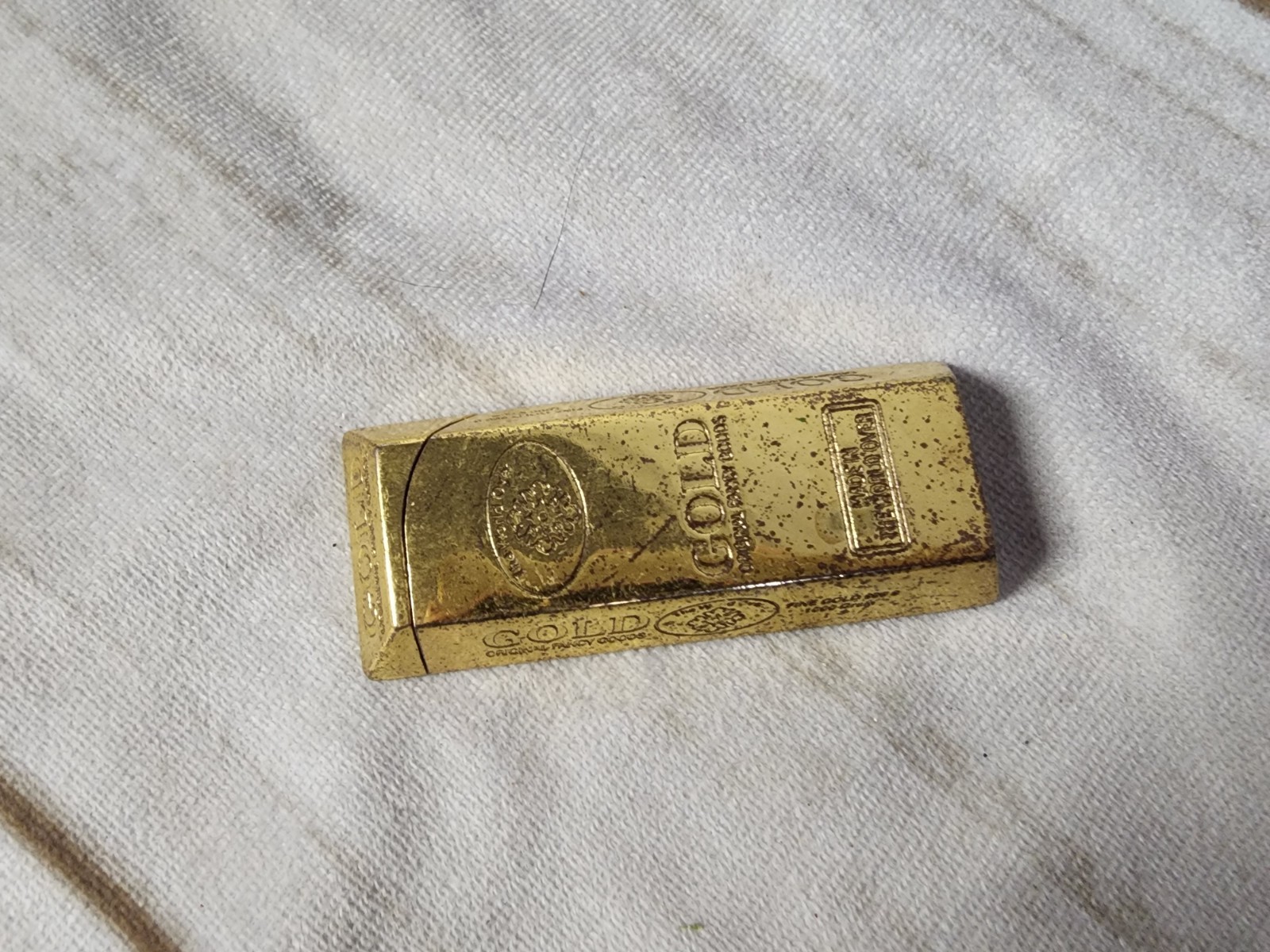 Collectible gold Bar Refillable Lighter