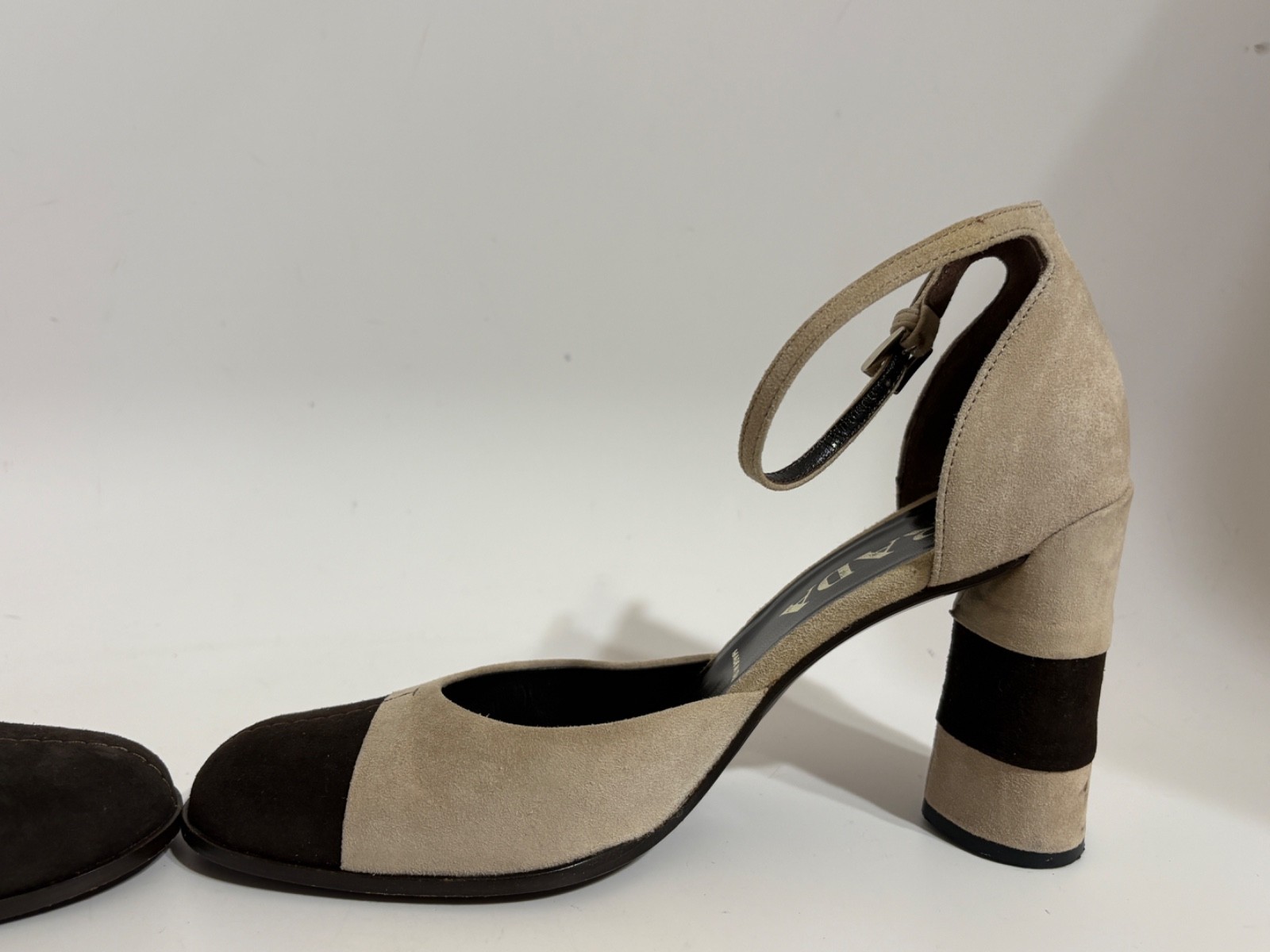 Vtg Prada Beige Leather Heels 36 - image 6
