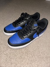 Nike court low size 7.5 men  s Royale blue
