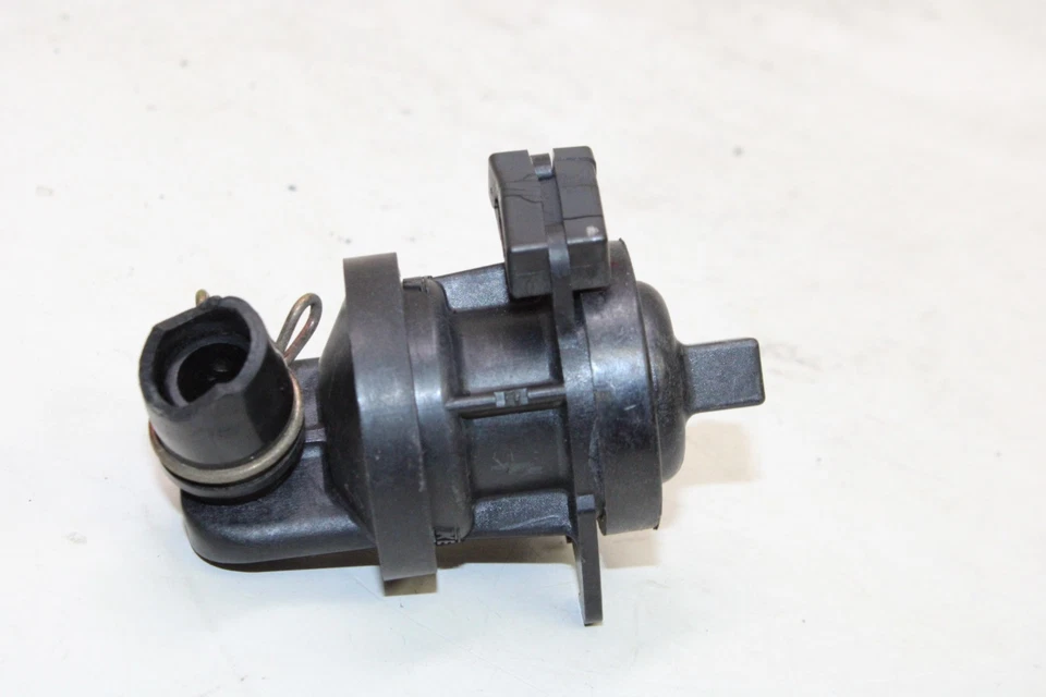 Honda Metropolitan 50 CHF50 2003 OEM válvula solenoide Foto 3 de 4