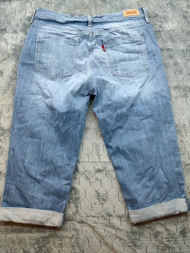 Pantalones de mezclilla capri de tiro medio Levi's Signature talla 10 elásticos con puños lindos suaves - Imagen 6 de 7