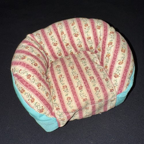 1994 Toymax Floral Stoff Stoff Stofftier Couch und Stuhl Möbel Barbie Größe Puppen - Bild 1 von 14