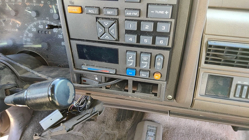 Chevy Suburban 1994 módulo de control de temperatura en tablero calentador unidad principal de CA fabricante original Foto 2 de 3