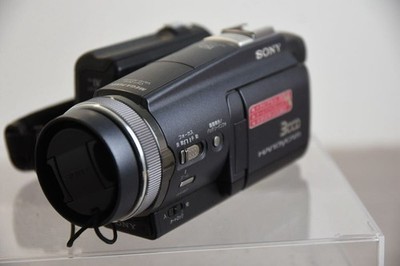 Sony Handycam DCR-HC1000 MiniDV 150X Digital Zoom Camcorder Black