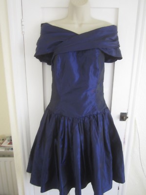 Ladies size 8 Inwear Midnight Blue Party Special Occasion Drop Shoulder Dress