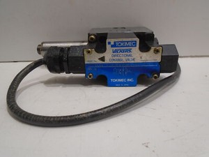 VICKERS / TOKIMEC DG4V-3-2A-M-P7-H-7-50-JA100 DIRECTIONAL CONTROL VALVE
